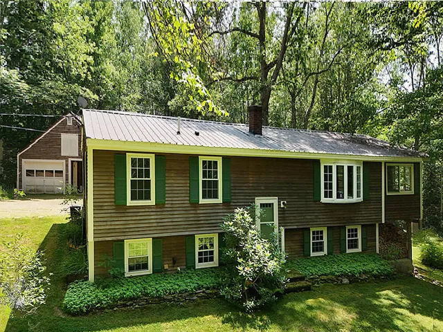 $399,000 | 178 Lower Cross Road, Nobleboro, ME 04555
