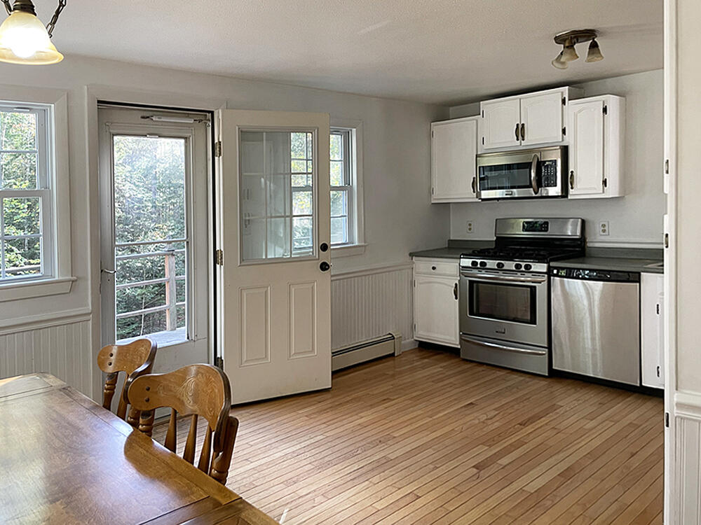 178 Lower Cross Road Nobleboro, ME 04555 - Photo 18 of 50 Kitchen