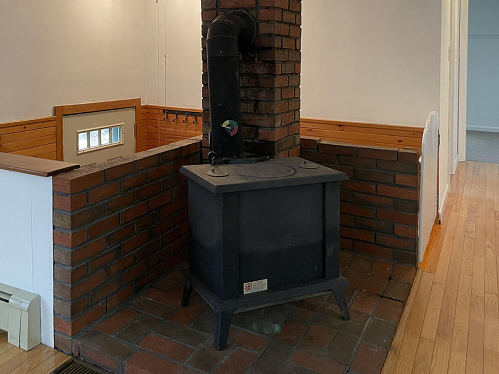 178 Lower Cross Road Nobleboro, ME 04555 - Photo 33 of 50 Woodstove