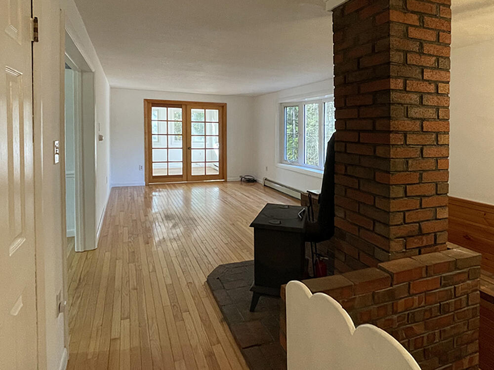 178 Lower Cross Road Nobleboro, ME 04555 - Photo 41 of 50 View of Living Room
