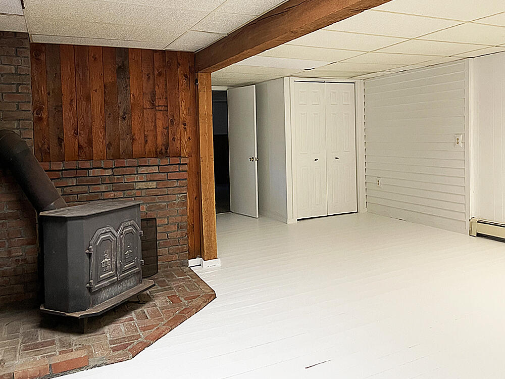 178 Lower Cross Road Nobleboro, ME 04555 - Photo 44 of 50 Family Room