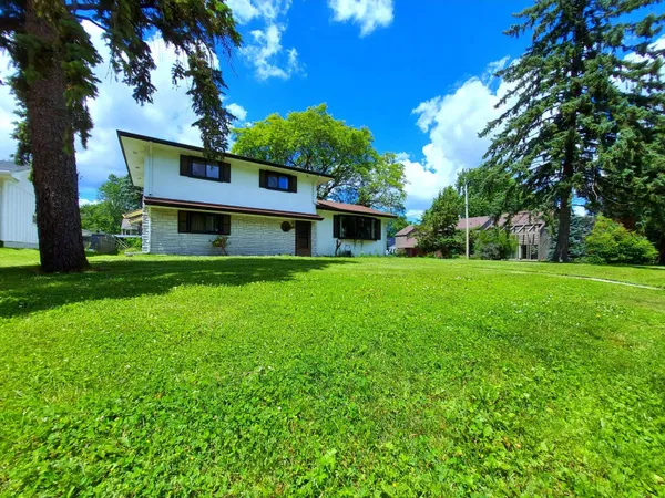 $375,000 | 1791 Lake Street, Lauderdale, MN 55113