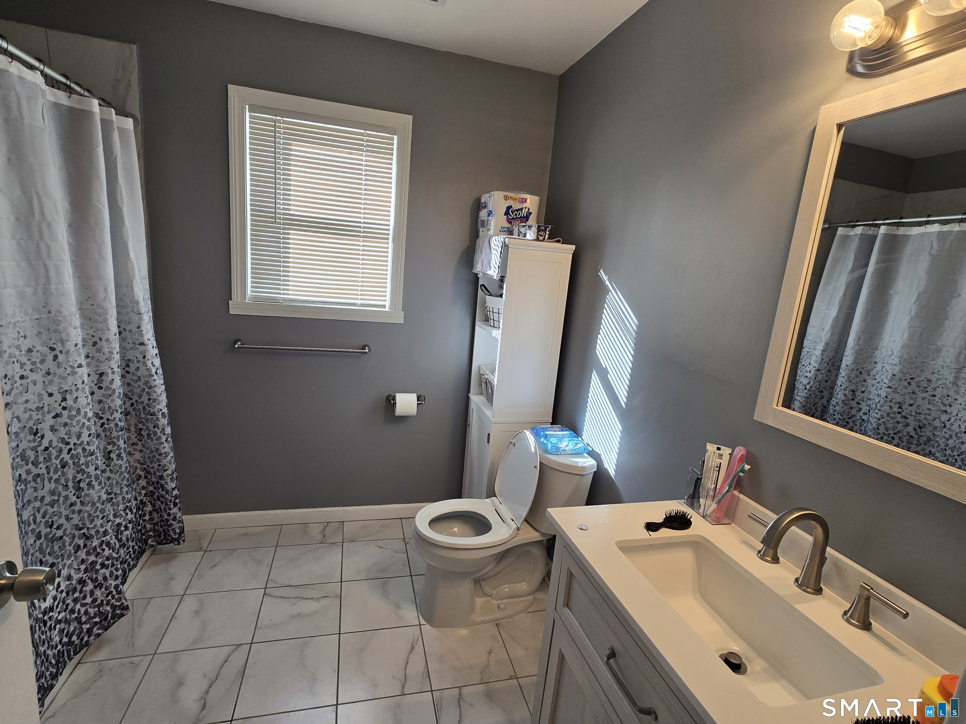 90 Bond Street, Unit 2 Hartford, CT 06114 - Photo 4 of 8