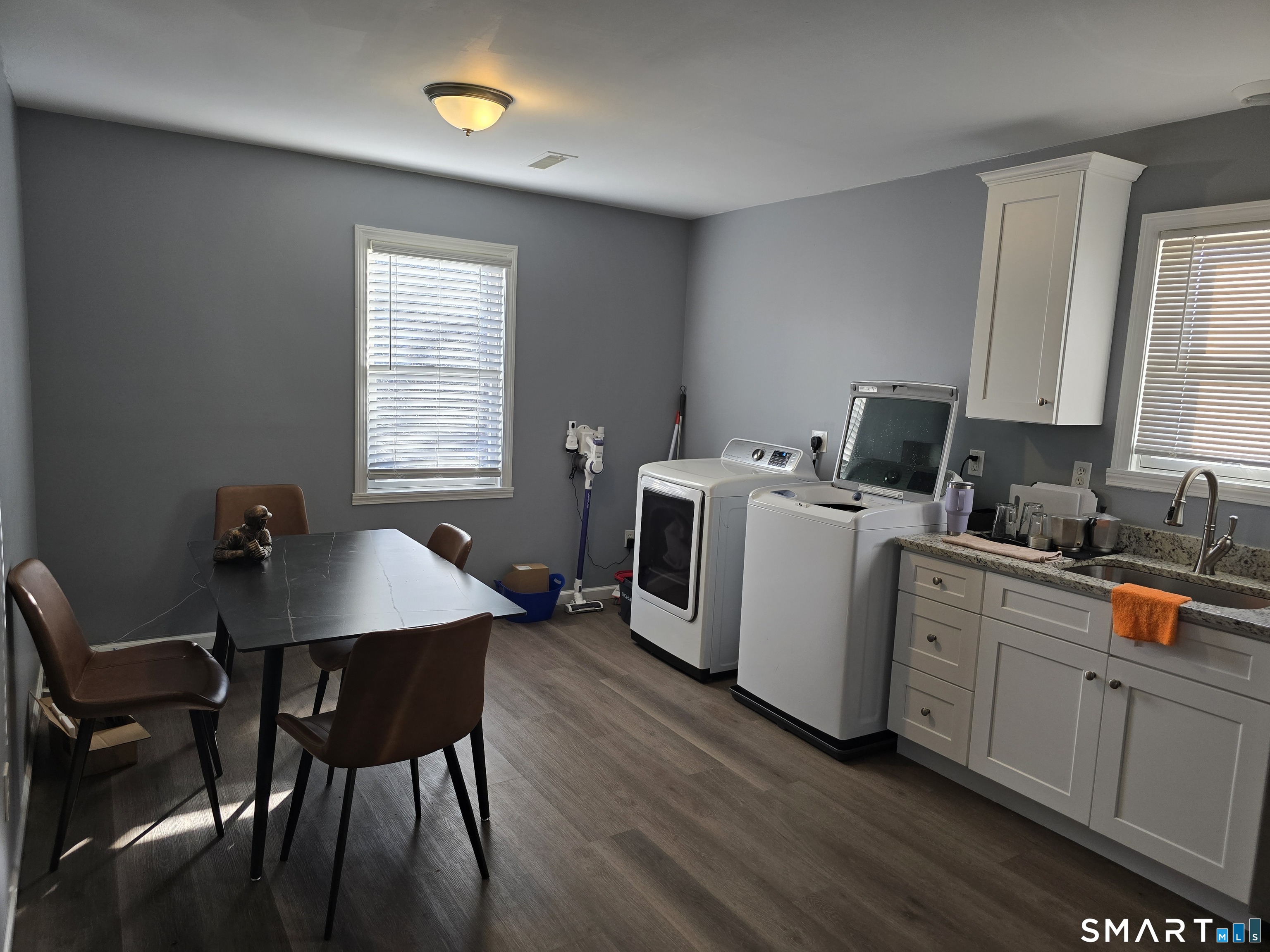 90 Bond Street, Unit 2 Hartford, CT 06114 - Photo 6 of 8