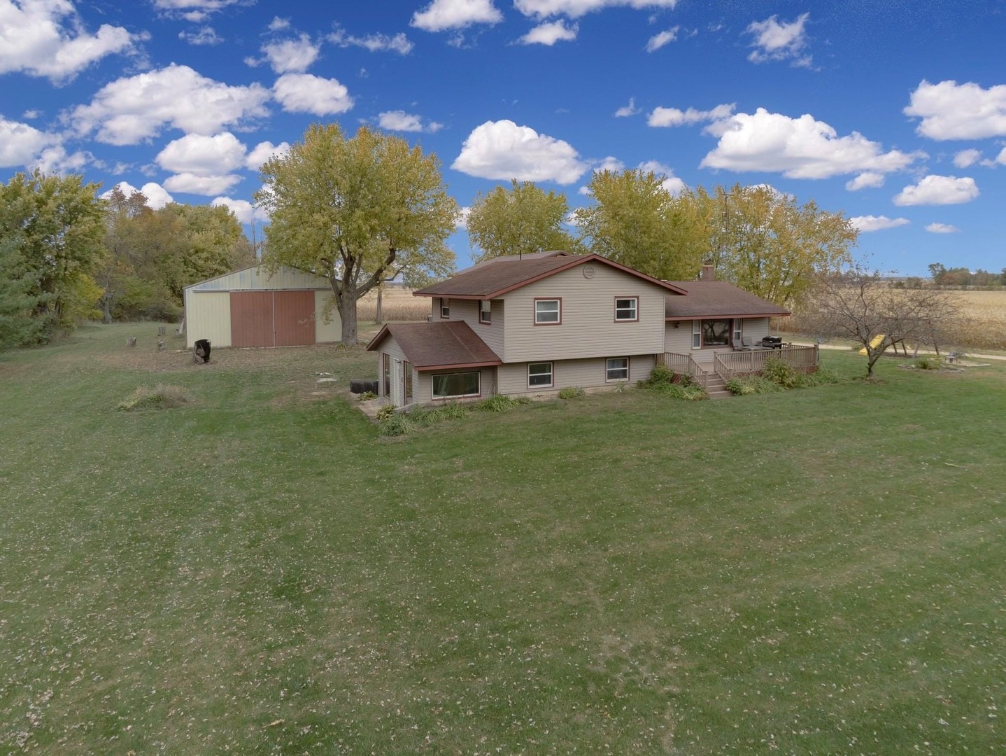 926 McCoy Road Amboy, IL 61310 - Photo 1 of 25