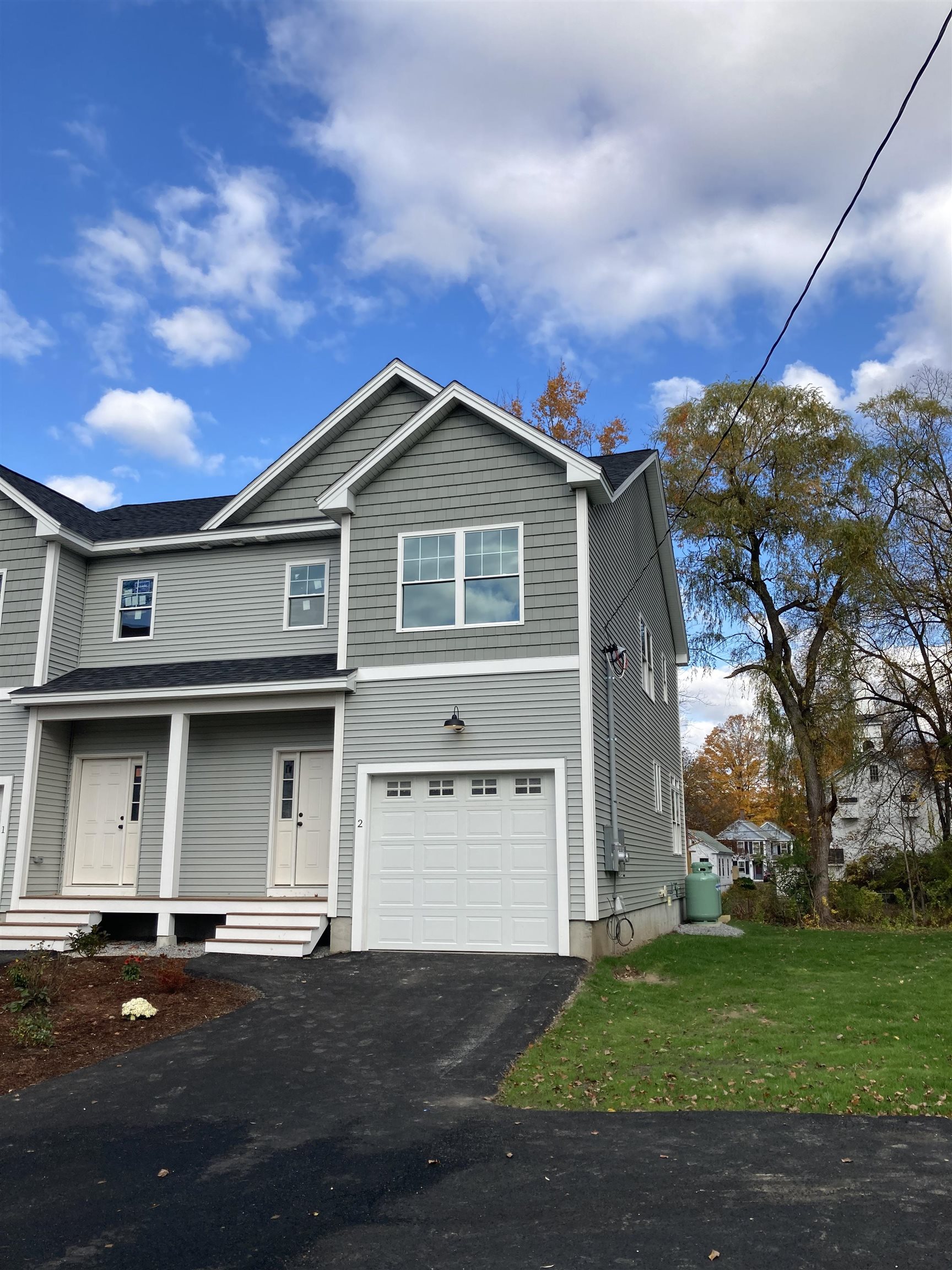 71 Cedar Street, Unit 2 Hopkinton, NH 03229 - Photo 3 of 25