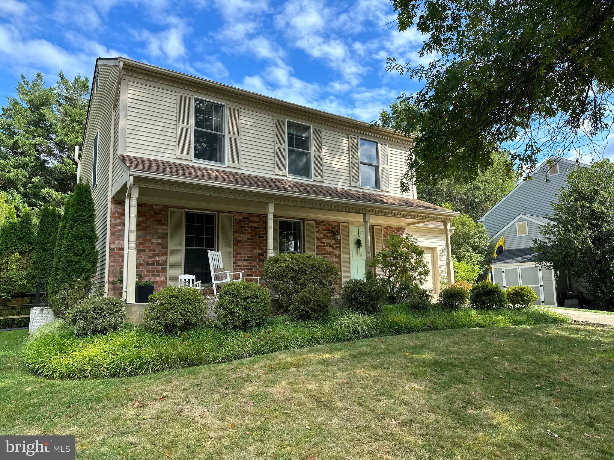 4 bedroom 2.5 Bath w/ 1 car Garage on cul-de-sac