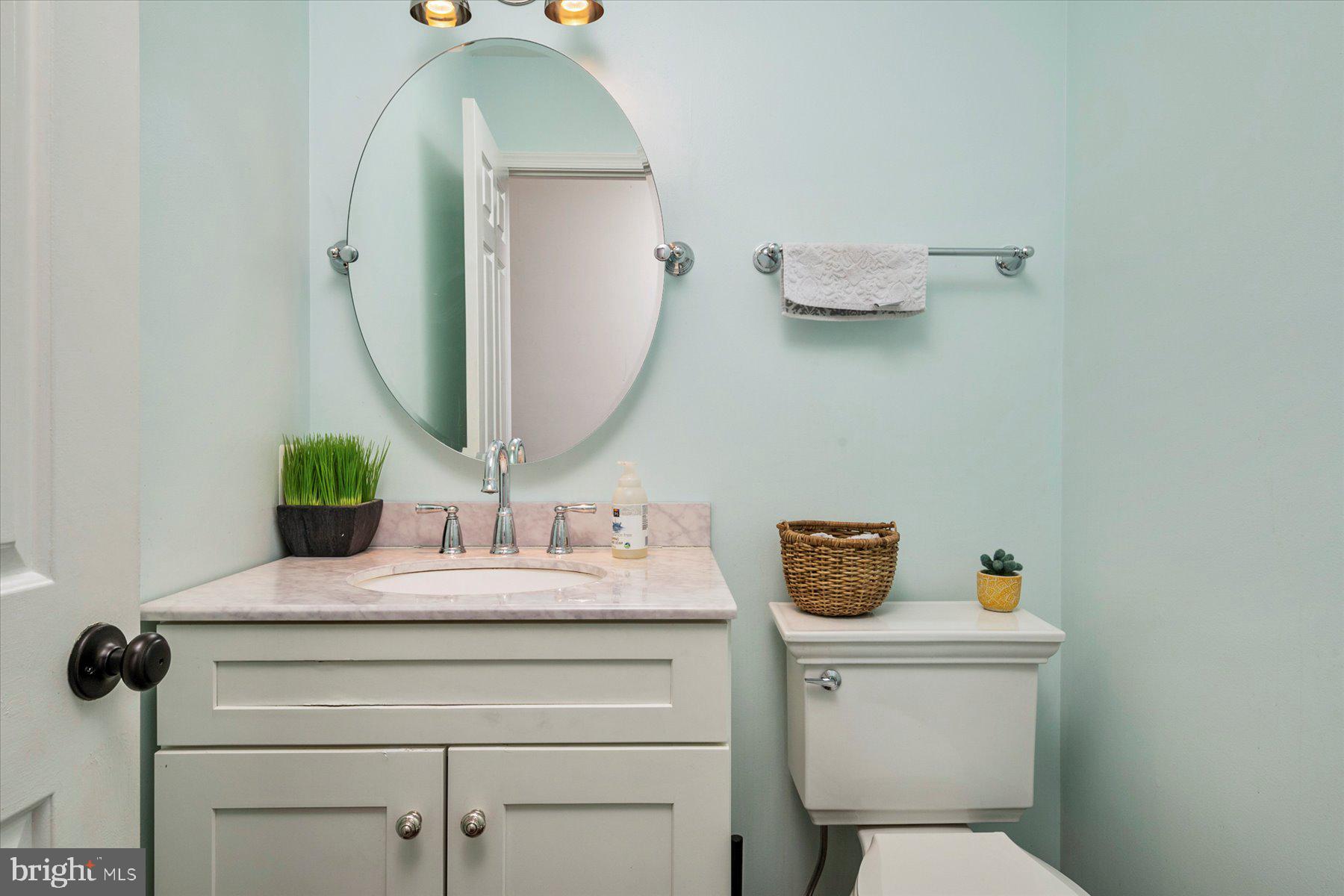 304 Pytchley Run Annapolis, MD 21403 - Photo 14 of 41 Half-Bath on Main floor