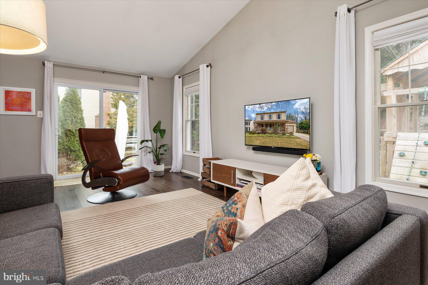 304 Pytchley Run Annapolis, MD 21403 - Photo 8 of 41 Sliding doors out to patio