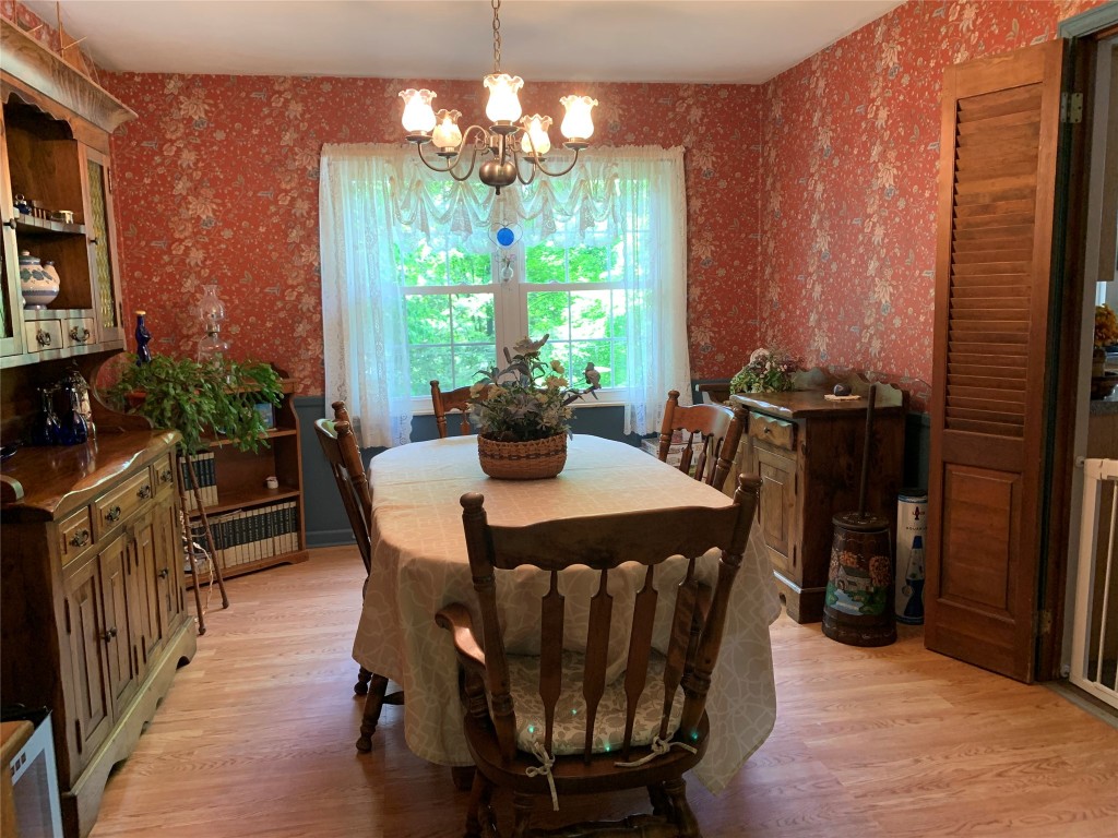 275 Knight Road Vestal, NY 13850 - Photo 4 of 18 Gallery Image 4