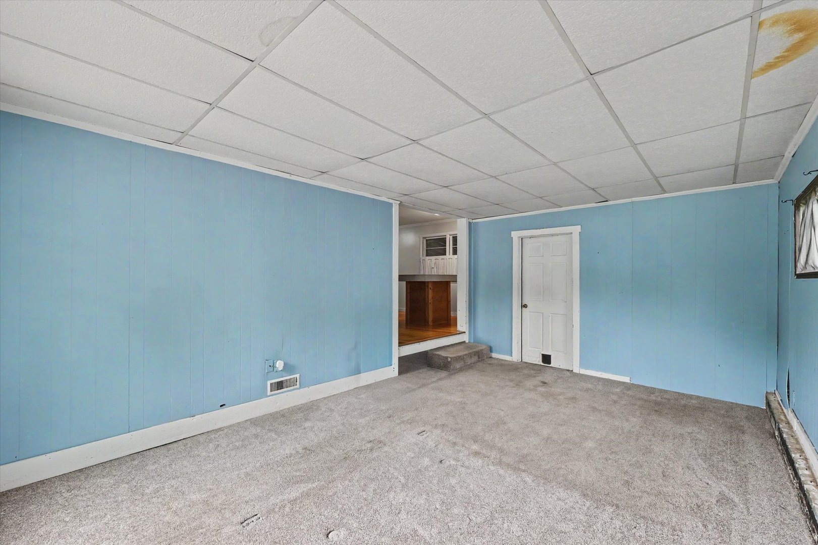 1916 Edison Street Danville, IL 61832 - Photo 15 of 29