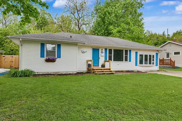 $115,000 | 1916 Edison Street, Danville, IL 61832