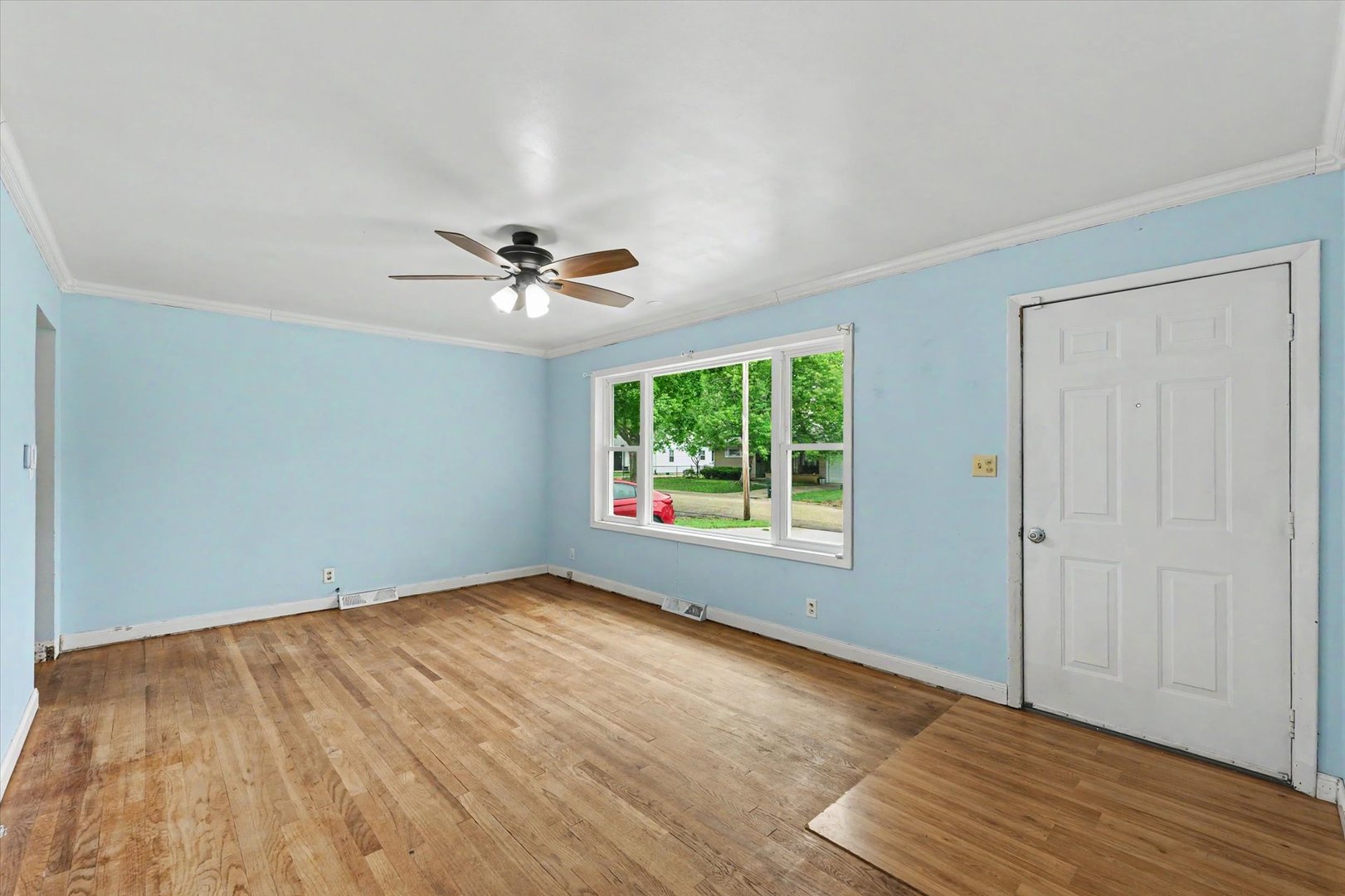 1916 Edison Street Danville, IL 61832 - Photo 7 of 29