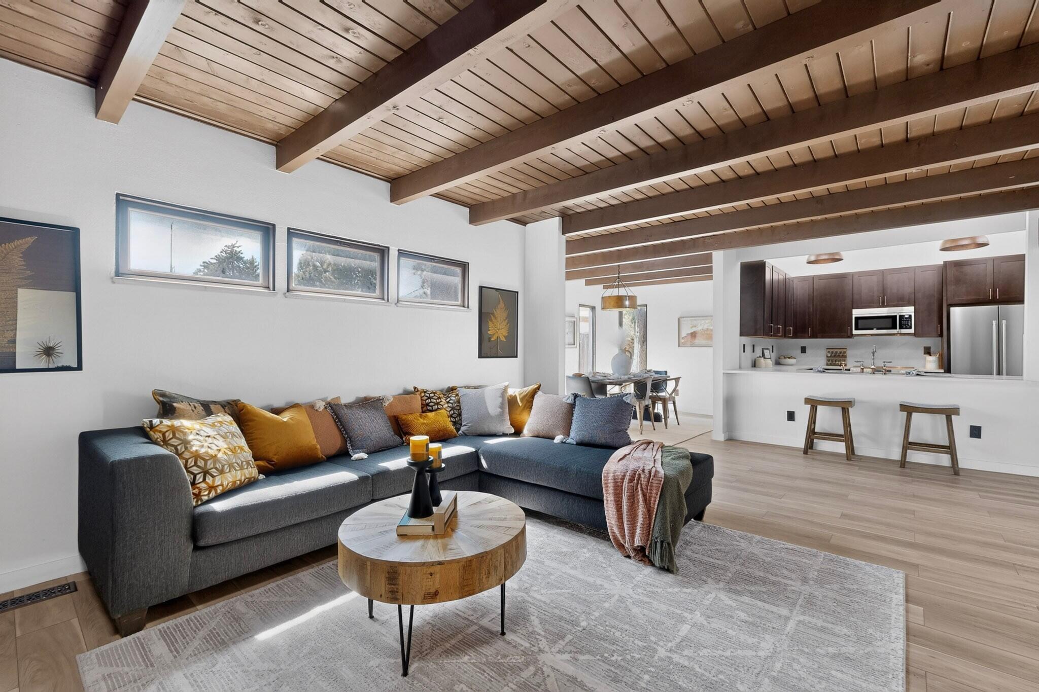 8413 Aztec Road Northeast Albuquerque, NM 87111 - Photo 1 of 45 Gallery Image 1