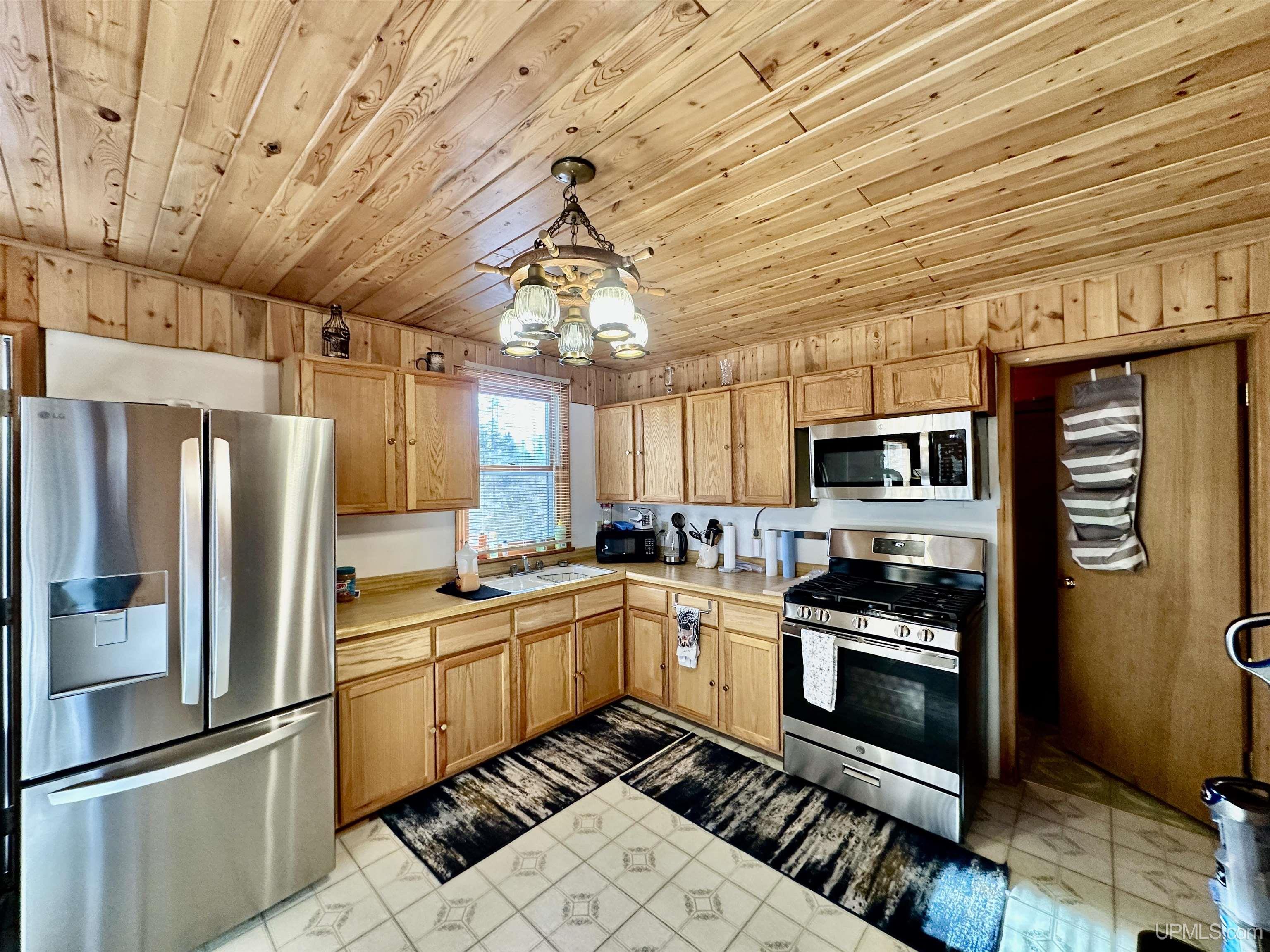 16350 County Road CF Ishpeming, MI 49849 - Photo 13 of 33
