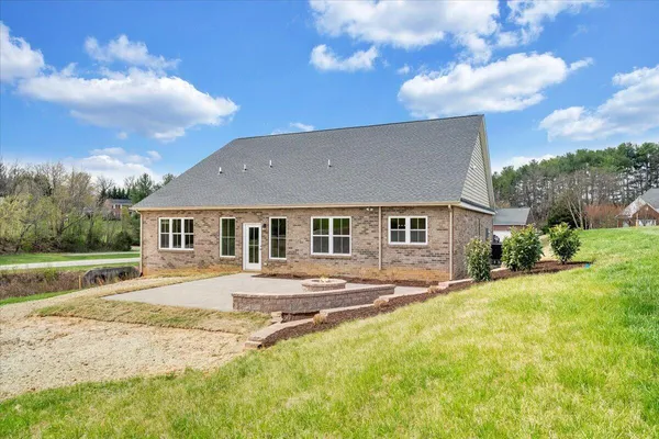 $709,000 | 28 The Jackson Of Ashley Drive, Daleville, VA 24083