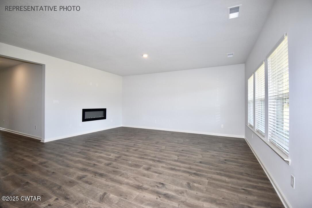 101 Shiloh Springs Jackson, TN 38305 - Photo 1 of 25 Living Room
