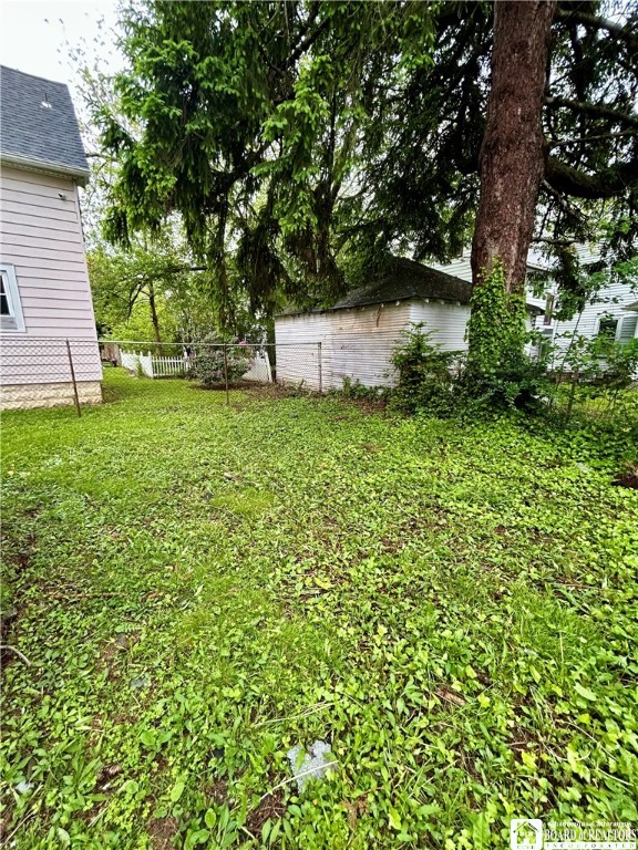 423 Plover Street Dunkirk, NY 14048 - Photo 5 of 28