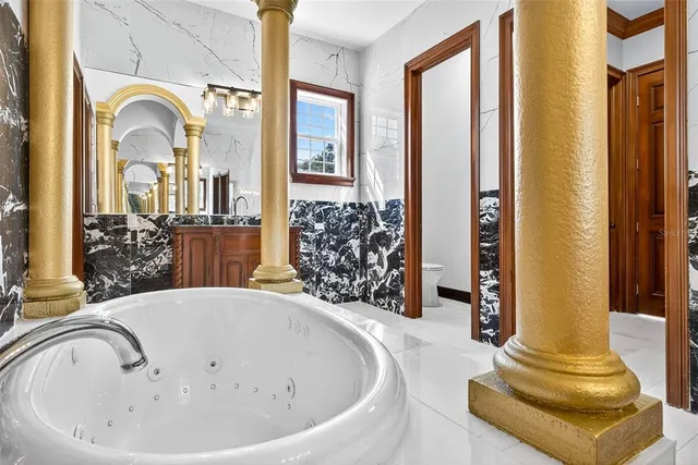 $2,800,000 | 10908 Flint Estates Drive, Thonotosassa, FL 33592