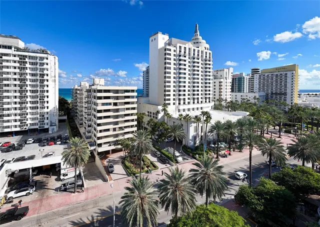 $725,000 | 1621 Collins Avenue, Unit 802, Miami Beach, FL 33139