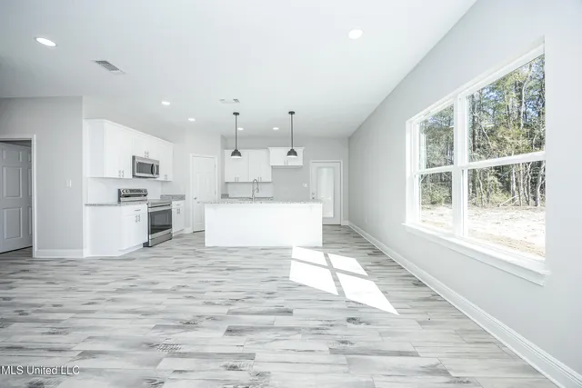 $279,975 | 700 Peach Street, Ocean Springs, MS 39564