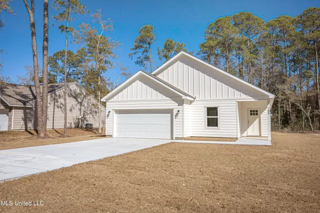 $279,975 | 700 Peach Street, Ocean Springs, MS 39564
