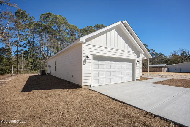 $279,975 | 700 Peach Street, Ocean Springs, MS 39564