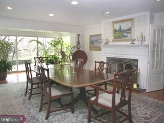 136 Grubb Road Malvern, PA 19355 - Photo 3 of 6