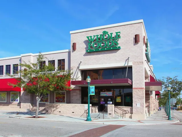 $5,990,000 | 1625 4th Street, Sarasota, FL 34236