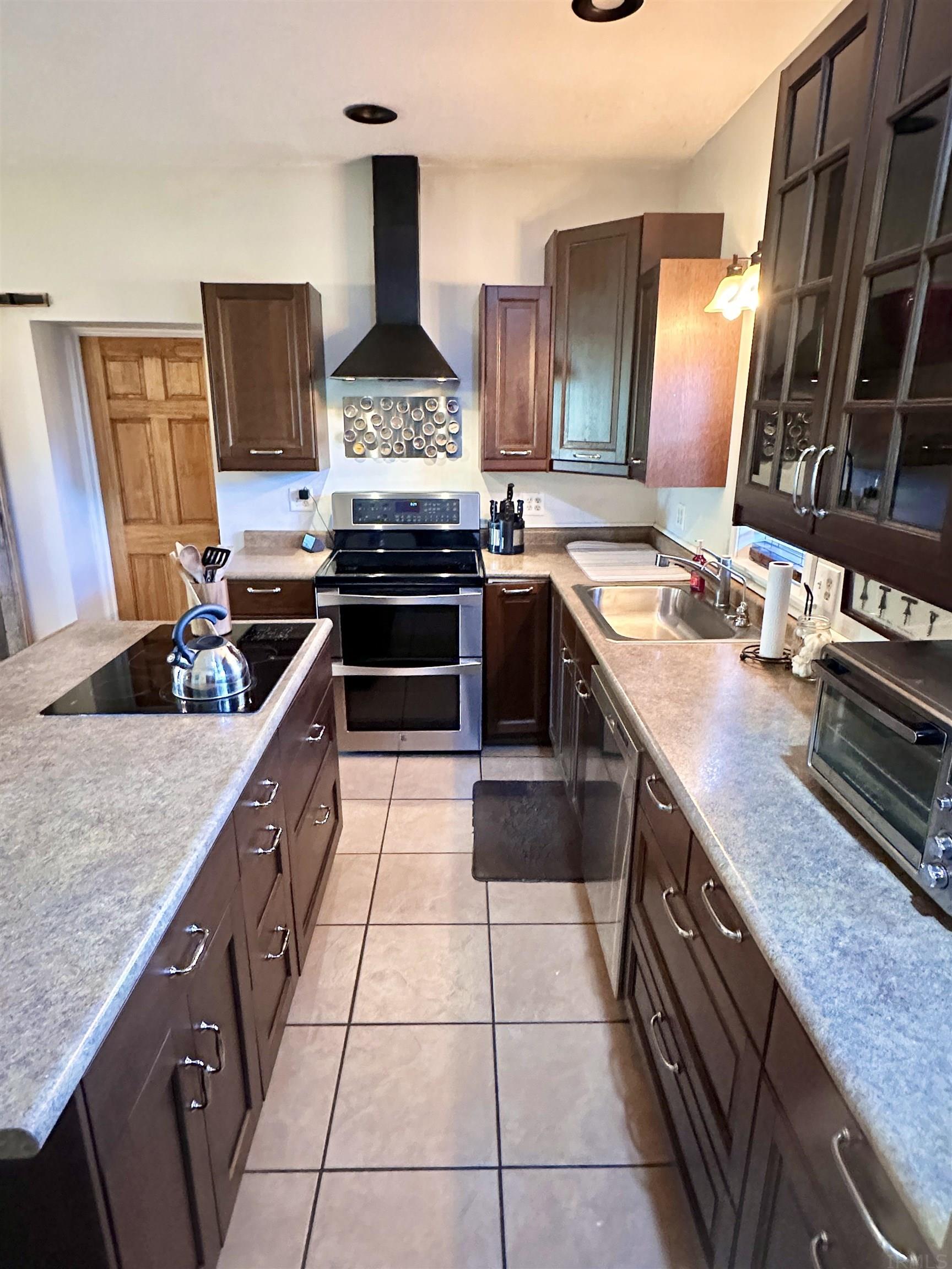 13526 Schwartz Road Grabill, IN 46741 - Photo 8 of 35