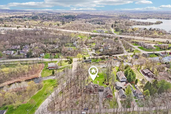 $1,799,900 | 34025 Venice Park Road, Summit, WI 53018