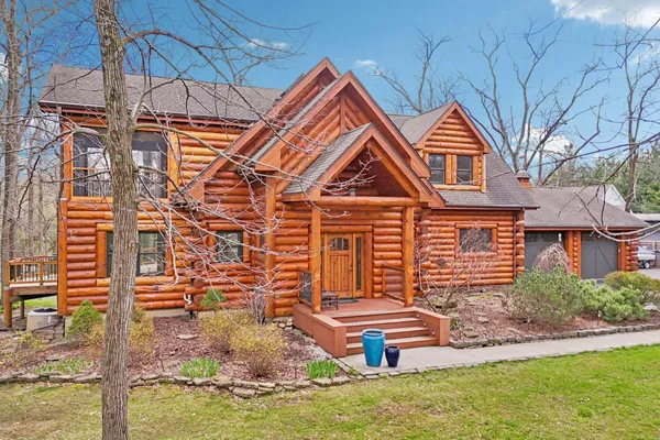 $1,799,900 | 34025 Venice Park Road, Summit, WI 53018