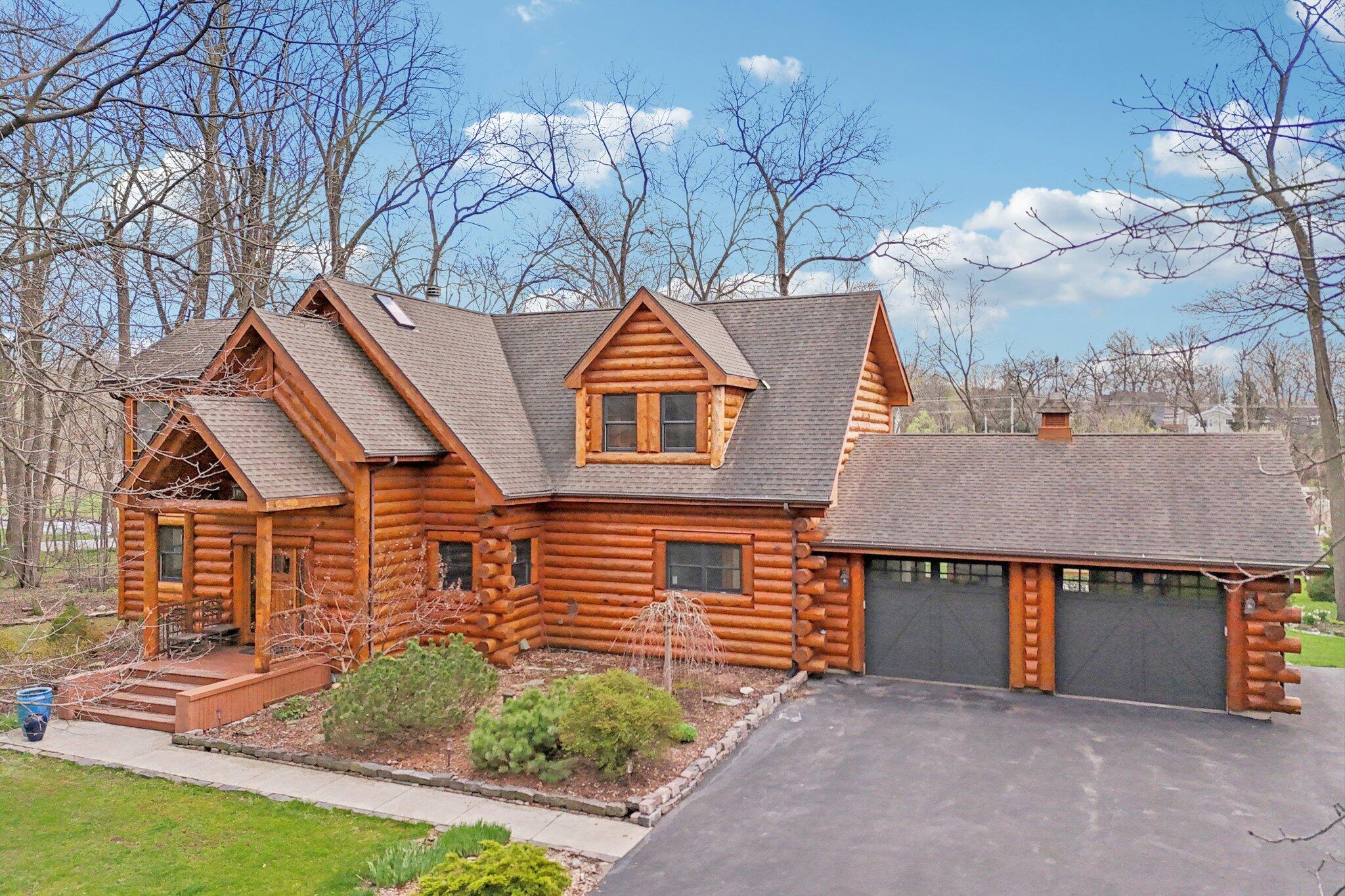 34025 Venice Park Road Summit, WI 53018 - Photo 7 of 47 Front View