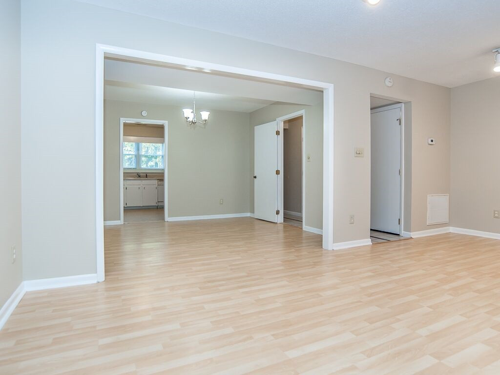 1509 Laureldale Drive Raleigh, NC 27609 - Photo 2 of 27 Photo 2