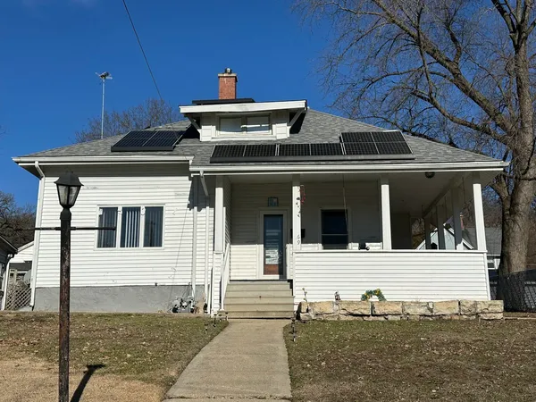 a view of a house with a small space