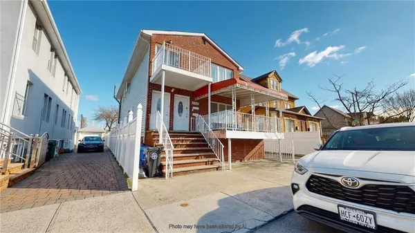 $938,000 | 4205 Seagate Avenue | Seagate