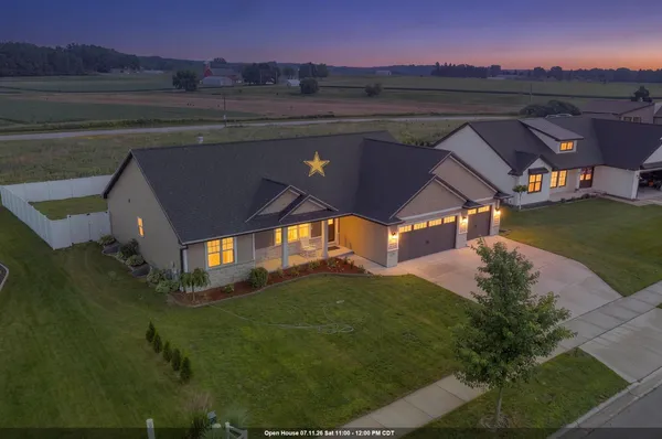 $574,900 | 1756 Red Oak Street, Green Bay, WI 54313