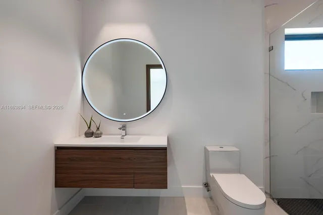 a view of walk in closet