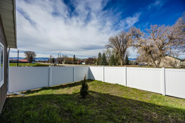 $340,000 | 617 Clark Circle, Sheridan, WY 82801