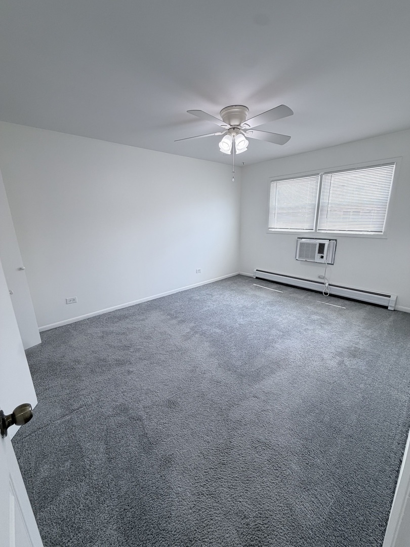 7005 99th Street, Unit 2W Chicago Ridge, IL 60415 - Photo 5 of 7 Gallery Image 5