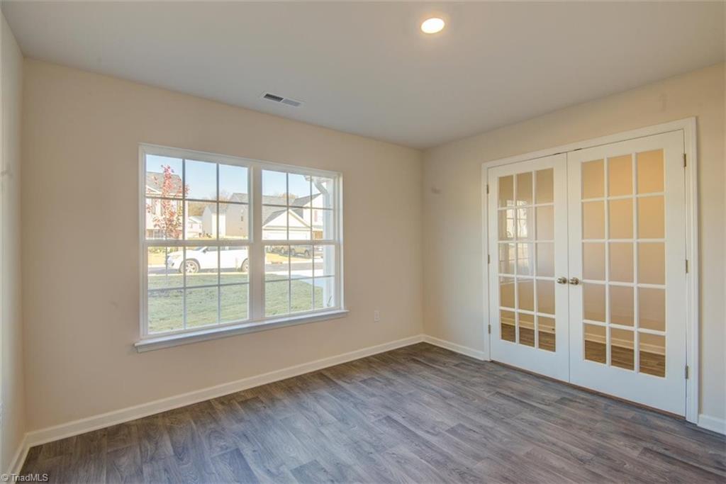 223 Jack Rabbit Court Lexington, NC 27292 - Photo 4 of 33 Pictures are representative and vary per plan built.