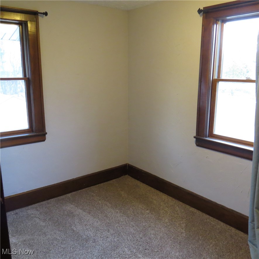 1725 Faye Road Akron, OH 44306 - Photo 18 of 27