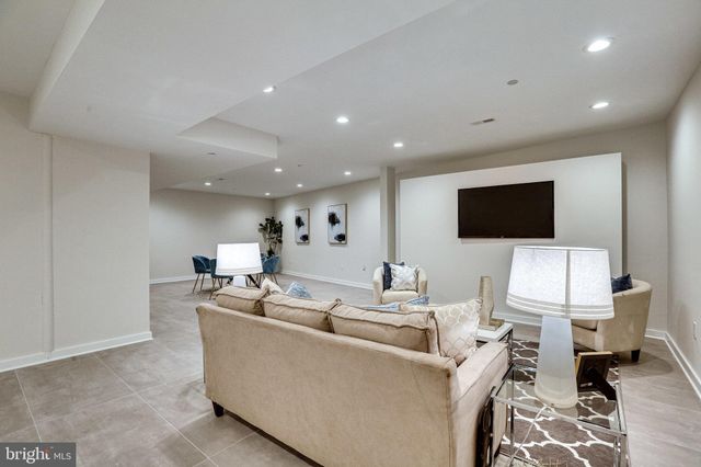 $2,900,000 | 4913 Sherier Place Northwest, Washington, DC 20016