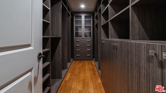 a view of walk in closet