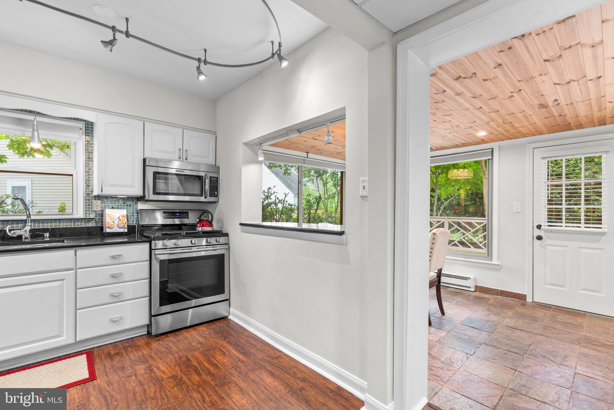 1605 Gridley Lane Silver Spring, MD 20902 - Photo 12 of 42 Pass through to the Dining Area