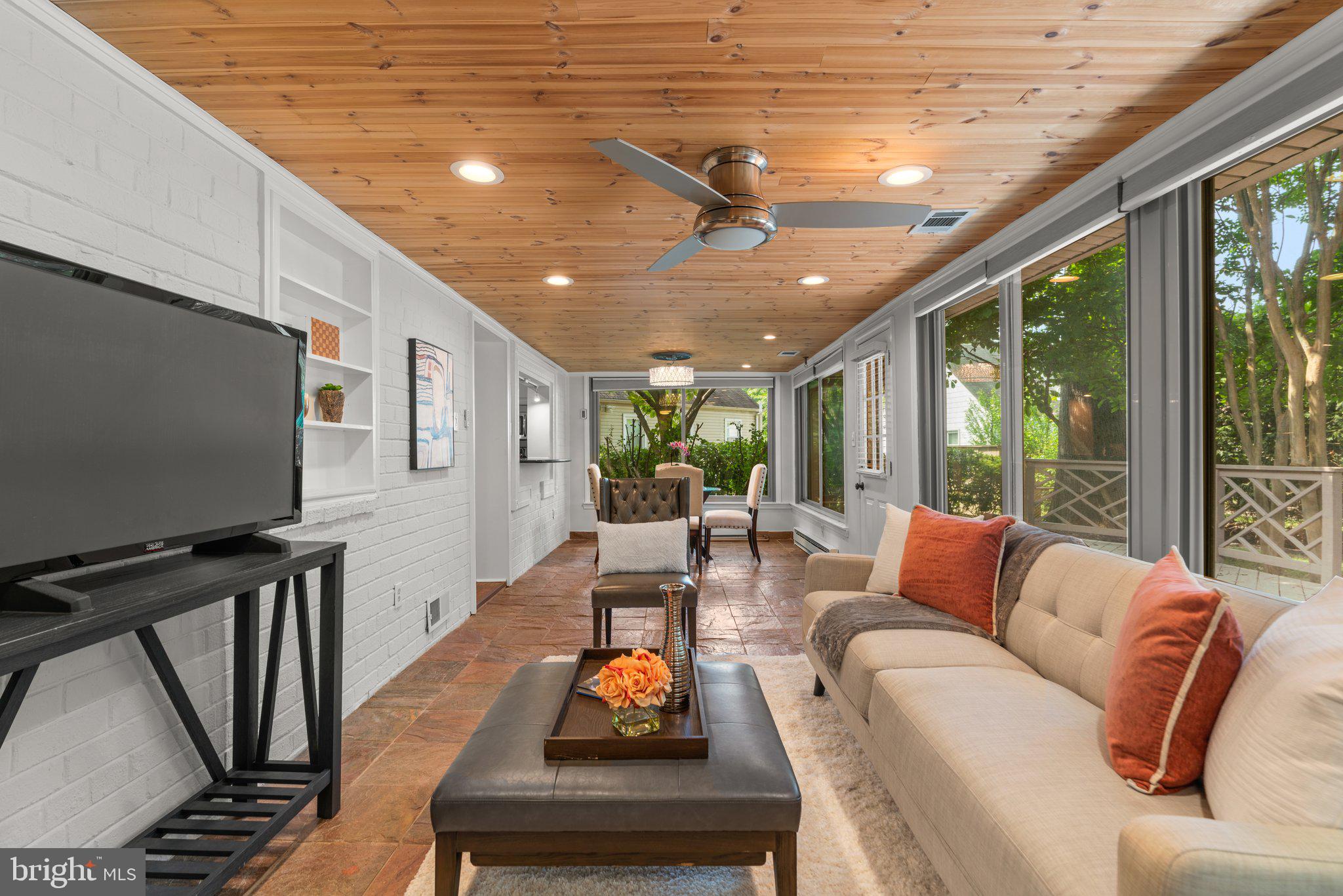 1605 Gridley Lane Silver Spring, MD 20902 - Photo 16 of 42 Family Room