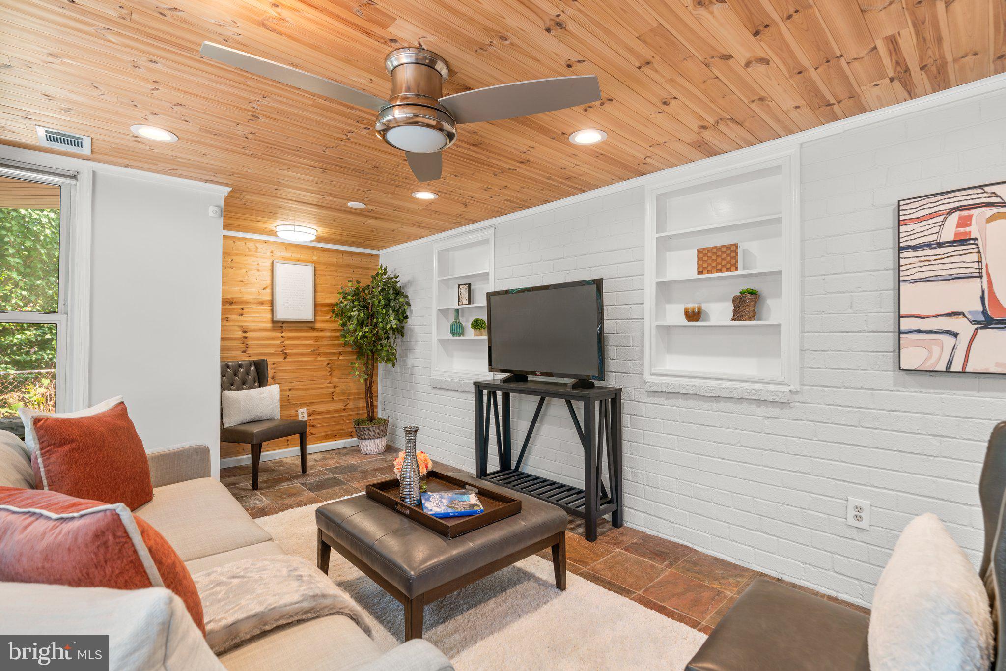 1605 Gridley Lane Silver Spring, MD 20902 - Photo 20 of 42