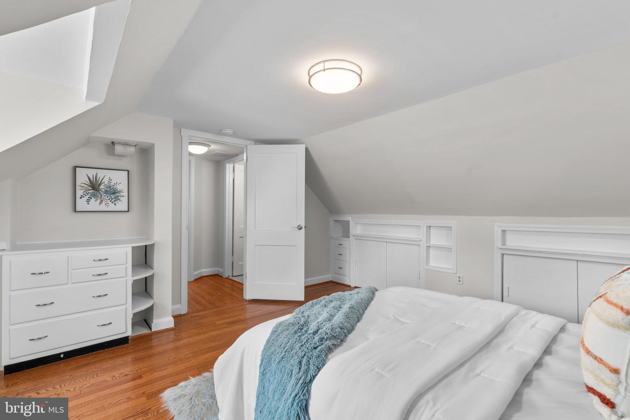 1605 Gridley Lane Silver Spring, MD 20902 - Photo 32 of 42 Built-in drawers!