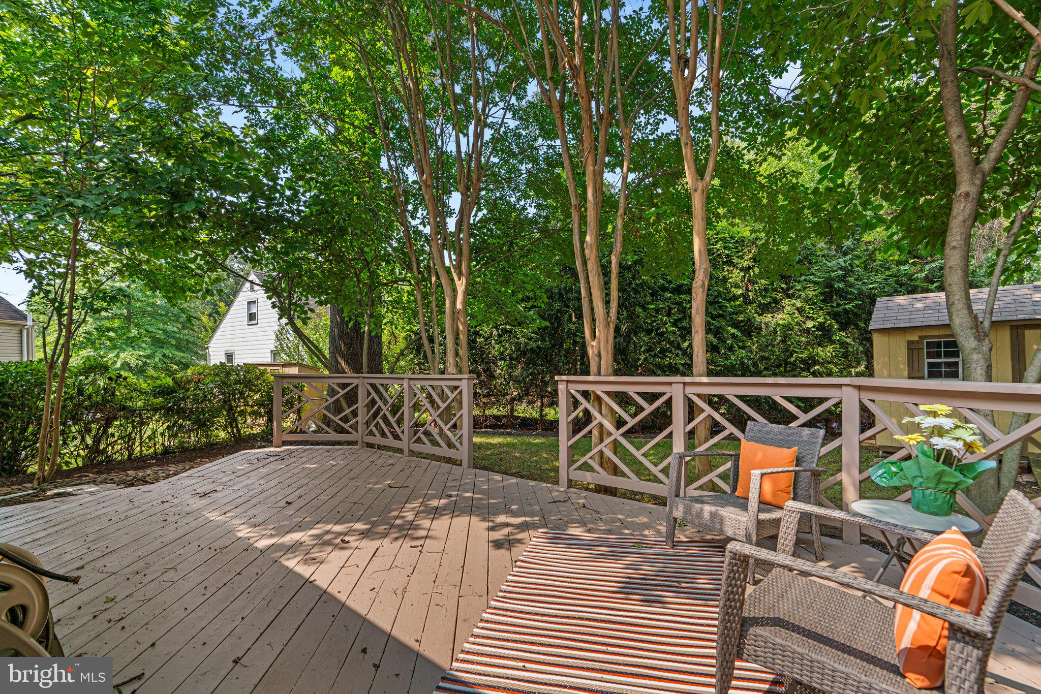 1605 Gridley Lane Silver Spring, MD 20902 - Photo 35 of 42 Fantastic deck