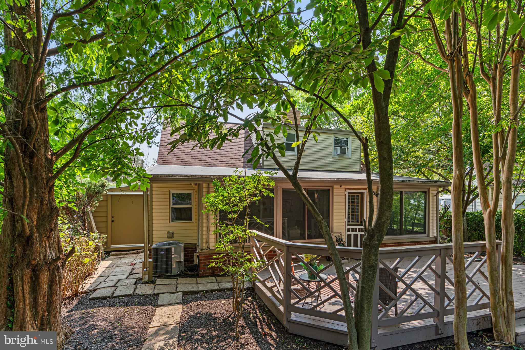 1605 Gridley Lane Silver Spring, MD 20902 - Photo 36 of 42